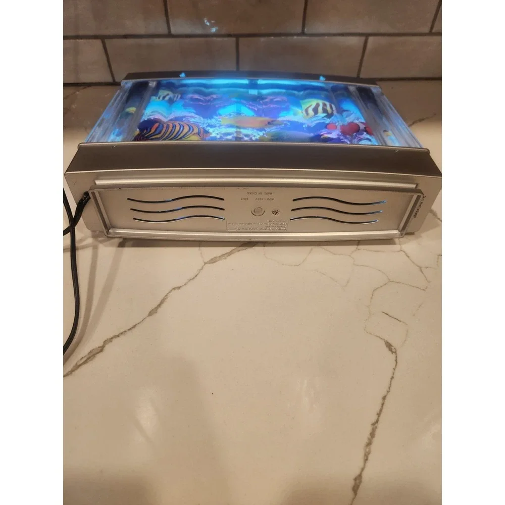 Discovery Kids Aquarium Lamp Rotating Motion Fish Ocean Sea Life Night Light